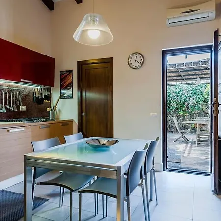 Villa Con Fascino Antico E Comfort Moderno Trecastagni