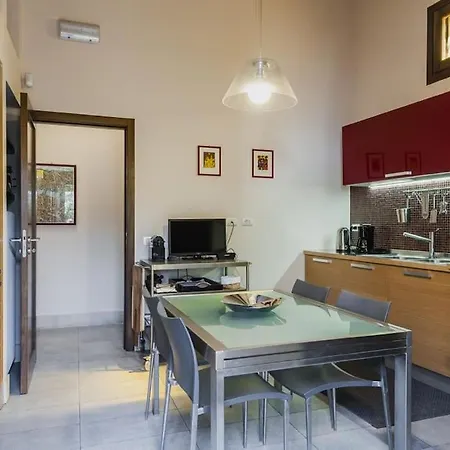 Con Fascino Antico E Comfort Moderno Villa Trecastagni
