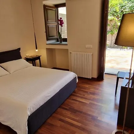Villa Con Fascino Antico E Comfort Moderno Trecastagni